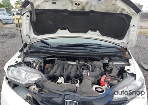 2015 Honda Fit Lx z USA, uszkodzony, nr VIN 3HGGK5H52FM740677